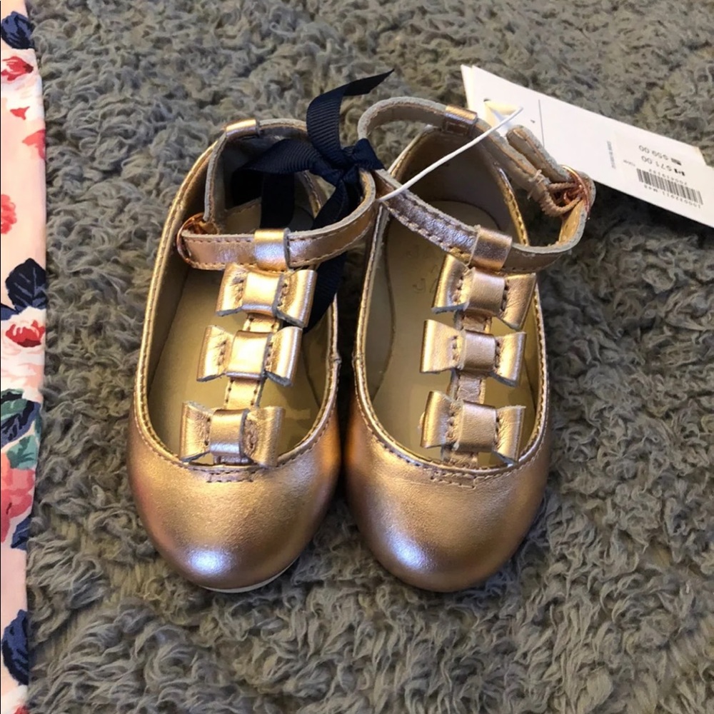 NWT SHOES